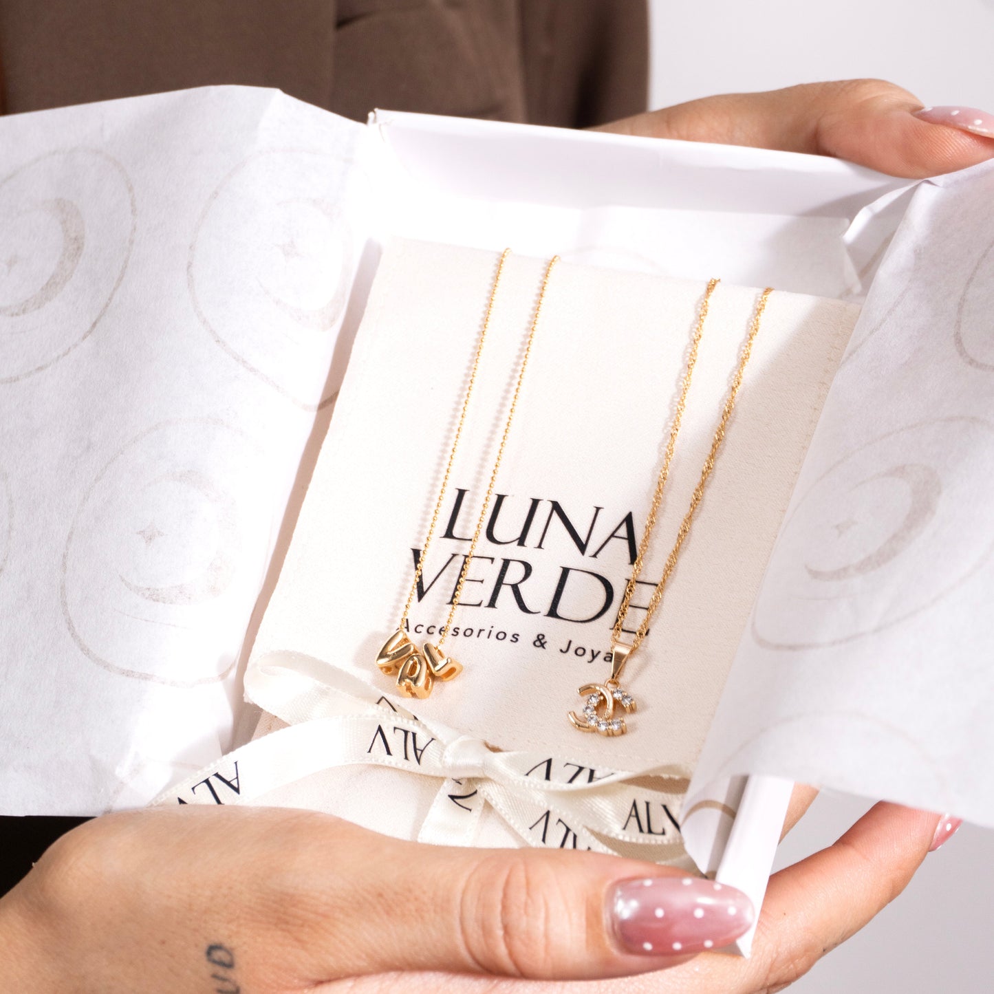 Cadena Con Iniciales VAL