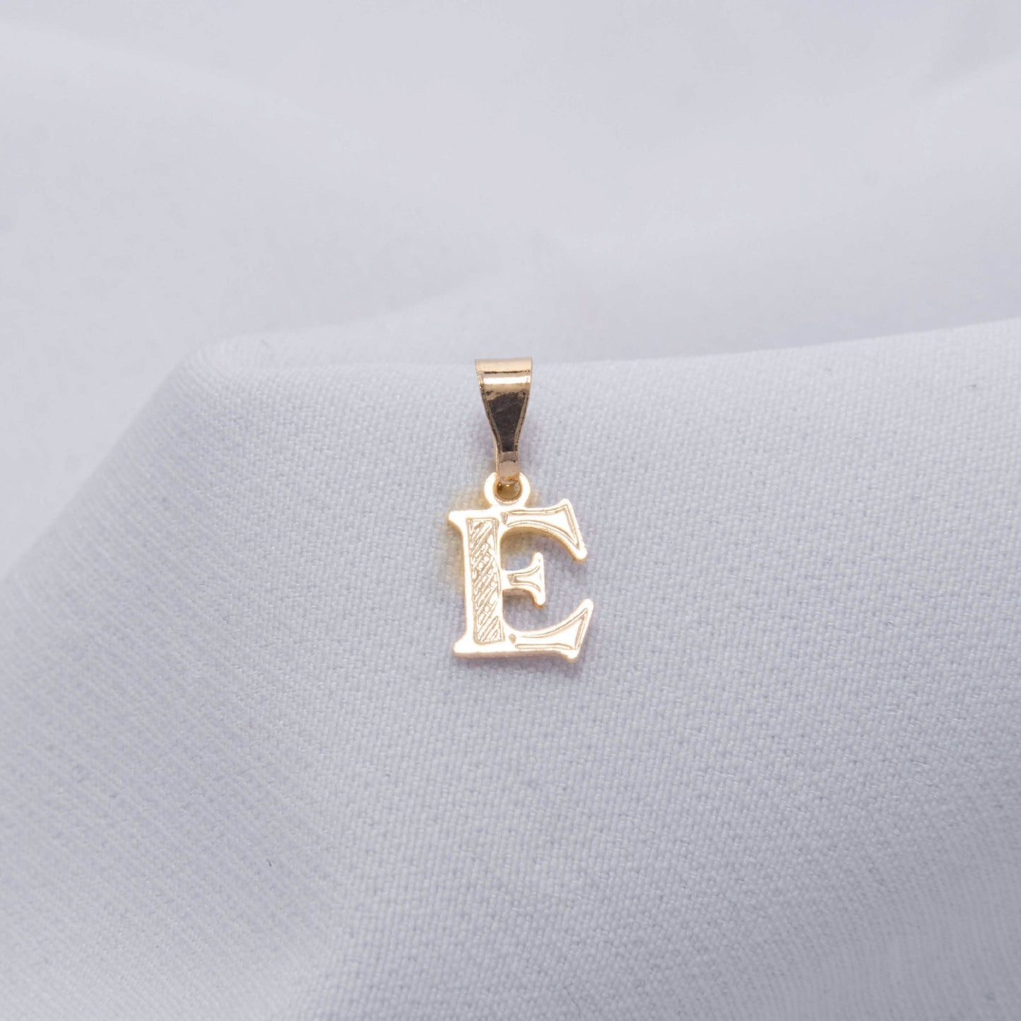 Inicial Dije Letra Remarcada