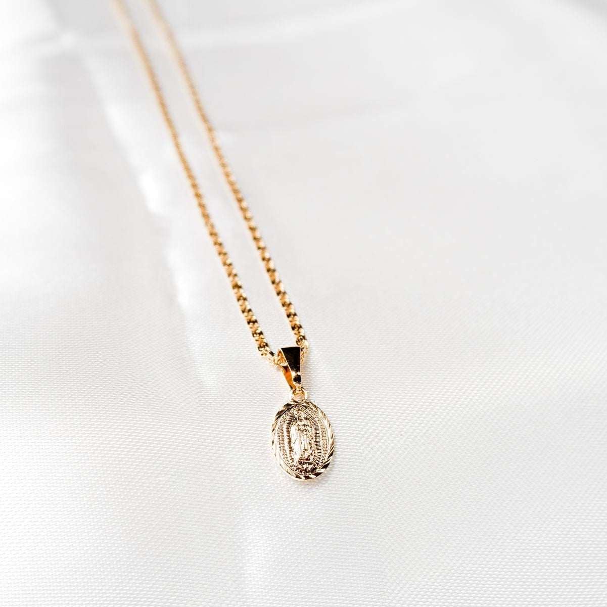 Cadena Con Virgen Guadalupe