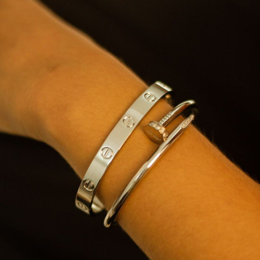 Pulsera Clavo Plateada