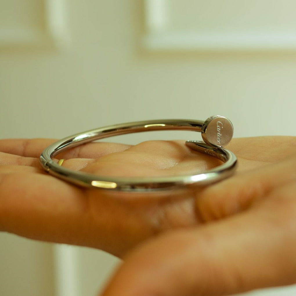 Pulsera Clavo Plateada