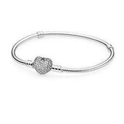 Pandora Moments Bracelet with Twinkling Heart Clasp