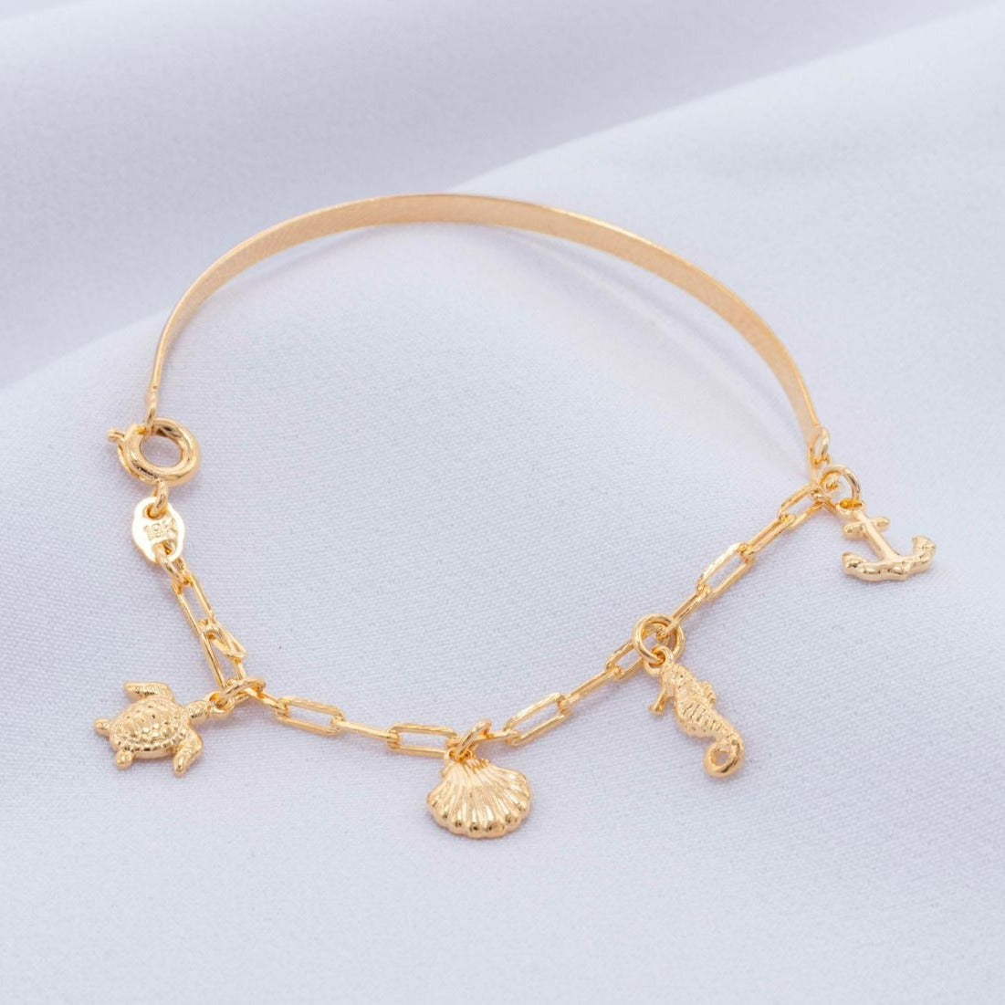 Cassandra bracelet with marine charms